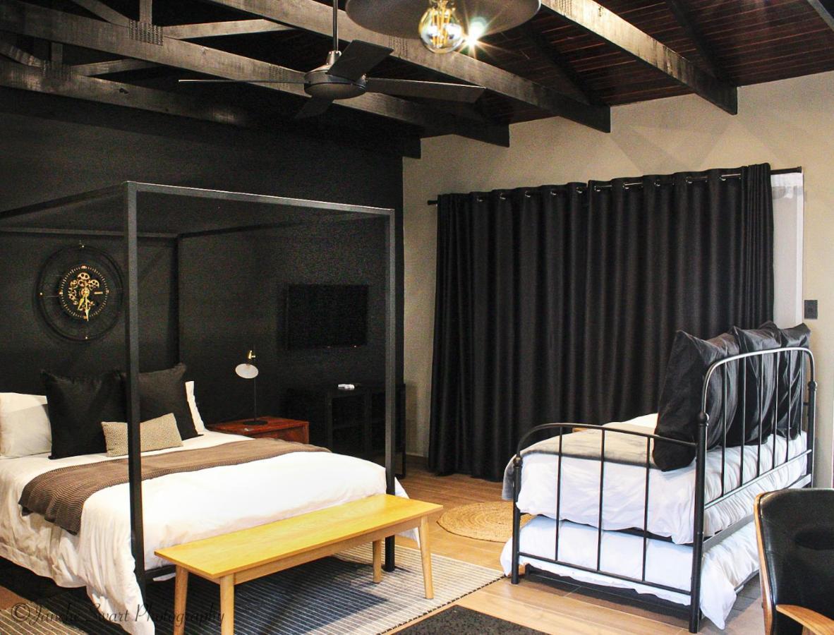 Appartamento Modern Farm Lichtenburg Esterno foto